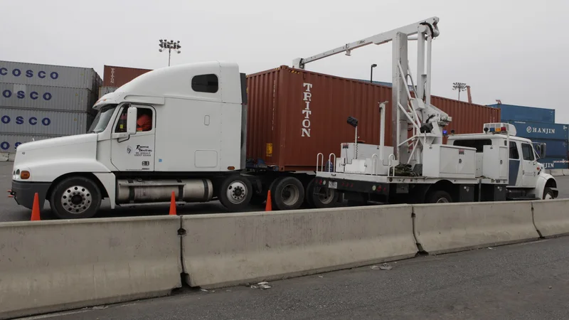 Illustrative unbranded image for Ports & customs; not the named organisation, premises, people or event